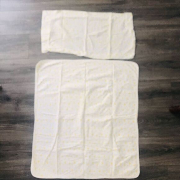 vintage carters receiving blanket crib sheet tiny yellow puppy cat bear crafts - Picture 2 of 8